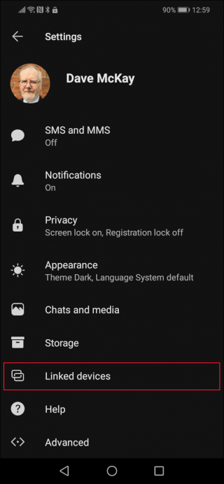 Signal app with the Linked Devices option highlighted