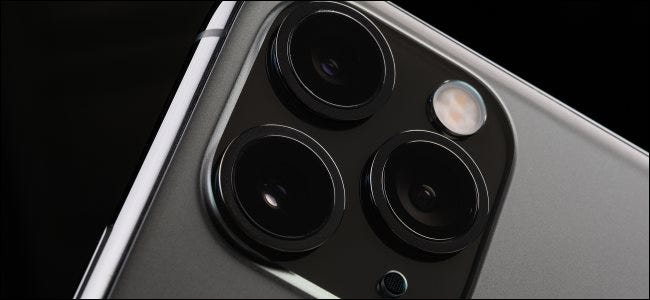 iPhone 11 Pro Max lens array