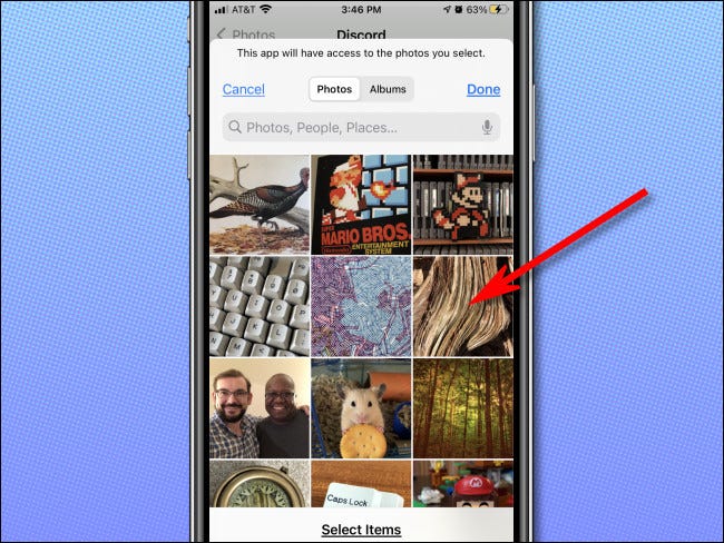 Choosing Selected Photos on iPhone in Photo Privacy Settings.